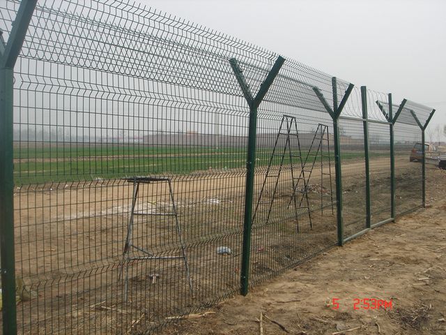 监狱防护网安装注意事项 - 安平县艾瑞金属丝网有限公司图片4