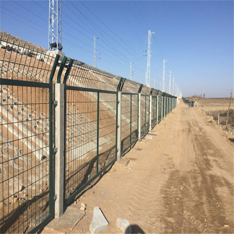 铁路栅栏 - 安平县艾瑞金属丝网有限公司图片4