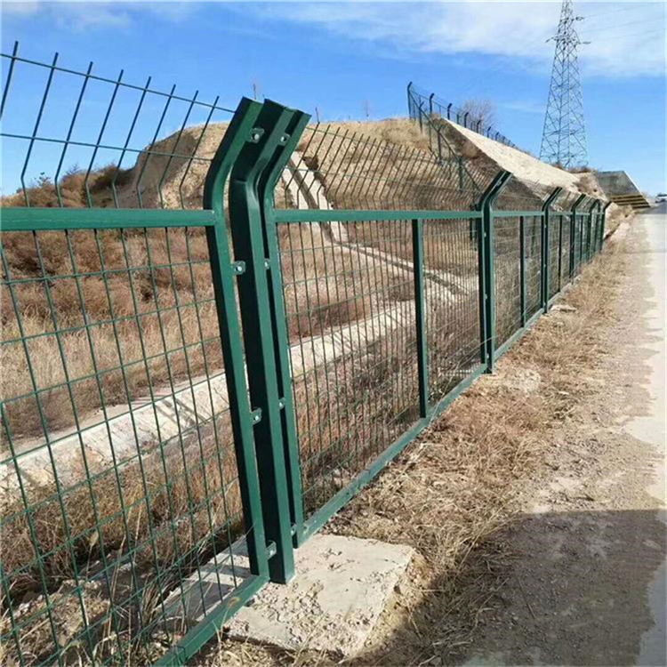 艾瑞铁路金属栅栏厂家 - 安平县艾瑞金属丝网有限公司图片4