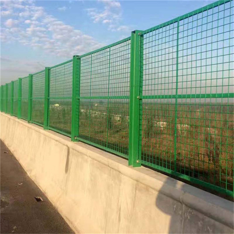 河北高速公路桥梁防抛网案例 - 安平县艾瑞金属丝网有限公司图片4